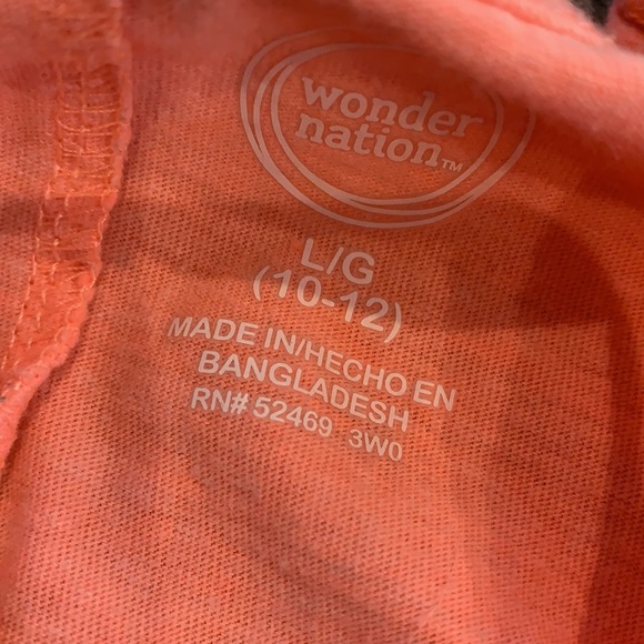 Preowned bundle with small marks cheap ! 🥰 - Picture 9 of 13